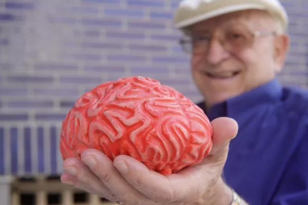 A blurred senior with a rubber brain / Foto: Sheila Alonso