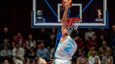 Martin Krampelj, Slovenija, Češka