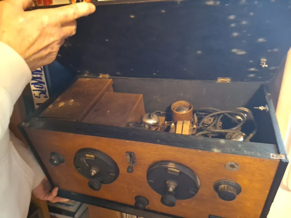 Brojanov radio iz leta 1905 / Foto: Meta Černoga