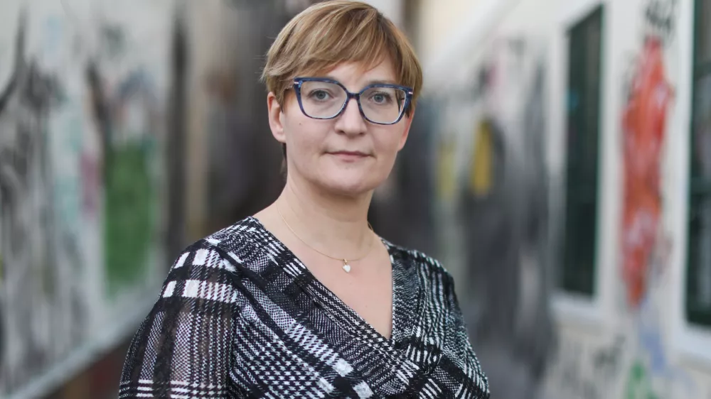 - 02.02.2022 - Irena Ile&scaron;ič Čujovič, pravnica - predsednica SZSV - Sindikat zdravstva in socialnega varstva //FOTO: Bojan Velikonja
