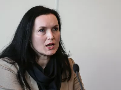 generalna direktorica OMV Slovenija Vanja Lombar - 06.12.2016 - Združenje delodajalcev Slovenije - 5. letni kongres ZDS, z naslovom &raquo;Kak&scaron;no poslovno okolje lahko pričakuje gospodarstvo v 2017?&laquo;. - okrogla miza z gospodarstveniki, na kateri so predstavili svoja pričakovanja do vlade v letu 2017;  //FOTO: Luka Cjuha.