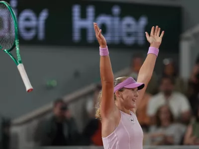 Russia's Mirra Andreeva reacts after winning during the semifinal tennis match against Ukraine's Marta Kostyuk at the French Open in Paris, Thursday, June 4, 2026. (AP Photo/Thibault Camus)