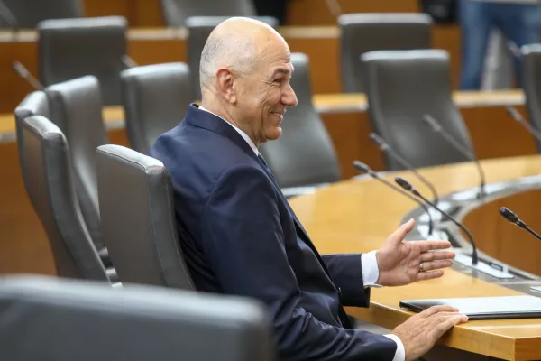 Janez Jan&scaron;a4.6.2026 - izredna seja DZ, na kateri bodo obravnavali listo kandidatk in kandidatov za ministrice in ministre vlade ter mandatno-volilne zadeve; DZFoto: Luka Cjuha