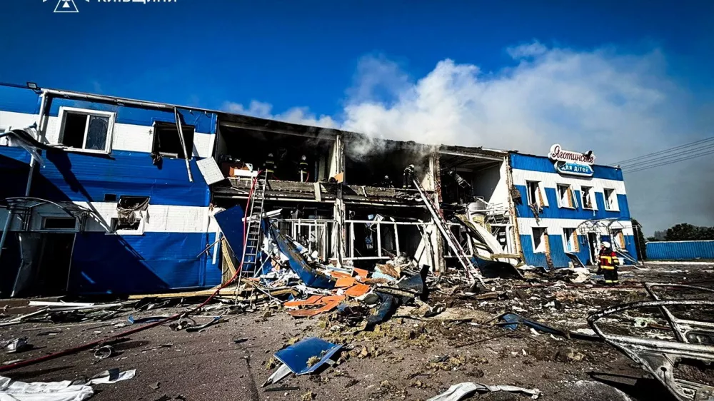Rescuers work at a site of a dairy plant hit by a Russian drone strike, amid Russia's attack on Ukraine, in Kyiv region, Ukraine in this handout picture released June 5, 2026. Press service of the State Emergency Service of Ukraine in Kyiv region/Handout via REUTERS ATTENTION EDITORS - THIS IMAGE HAS BEEN SUPPLIED BY A THIRD PARTY. WATERMARK FROM SOURCE. MANDATORY CREDIT. BEST QUALITY AVAILABLE.