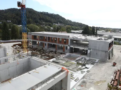  04.10.2022 - Osnovna &scaron;ola O&Scaron; Frana Albrehta, Kamnik &ndash; gradnja - gradbi&scaron;če kamni&scaron;ke osnovne &scaron;ole //FOTO: Luka Cjuha