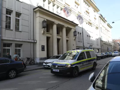 05.03.2024 - Ministrstvo za pravosodje - hi&scaron;ne preiskave - Stavba Litijska cestaFoto: Luka Cjuha