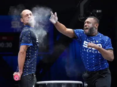 Tekmovanje v podeljevanju klofut prejema me&scaron;ane odzive. Nekaterim je zanimivo, večina se nad njim zgraža. F instagram