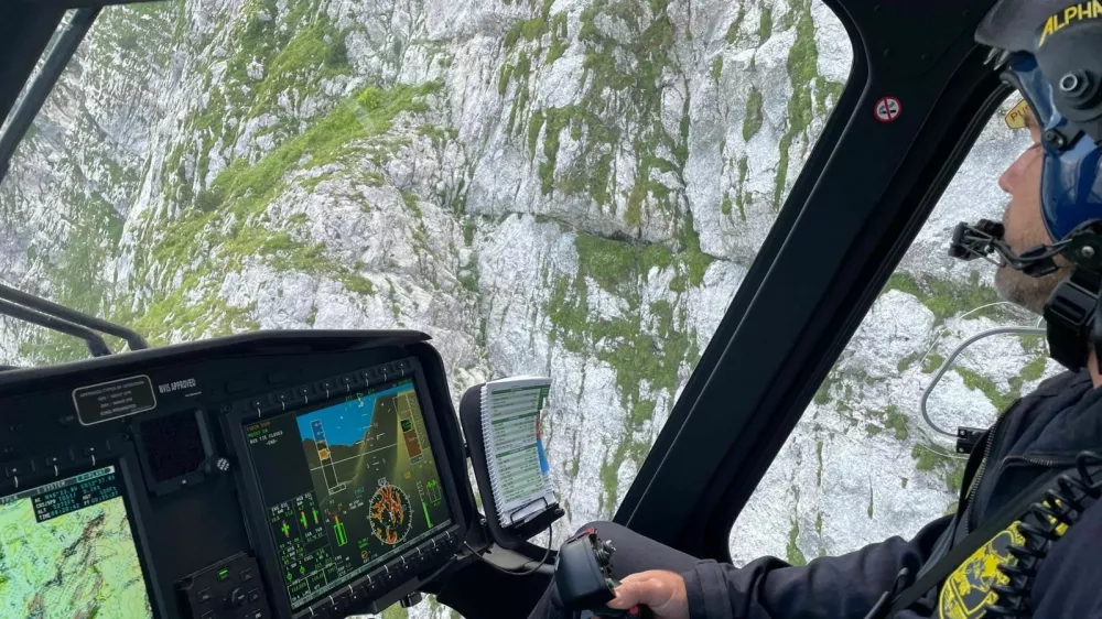 Helikoptersko re&scaron;evanje v gorah