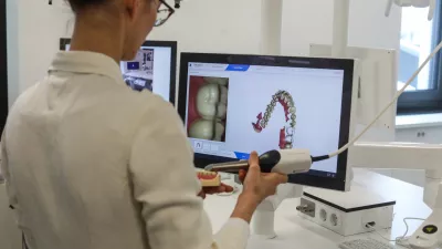 - simbolična fotografija - dentalna medicina - zobna medicina - zobozdravstvo -- 19.01.2023 &ndash; Medicinska fakulteta Univerze v Ljubljani (MF UL) - novi Center za učenje kliničnih ve&scaron;čin za področje dentalne medicine (CUKV-DM), Corytkova ulica 2 //FOTO: Bojan Velikonja