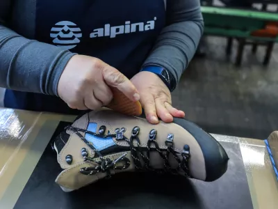 V prihodnjih dneh bo Alpina zaposlenim in sindikatom predstavila program odpu&scaron;čanja. Foto: Jaka Gasar&nbsp;