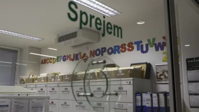  19.10.2023 - Pediatrična nujna medicinska pomoč enota Center - Metelkova ulica 9 v Ljubljani - izjava o nasilnem dogodku - star&scaron;a sta napadla zdravstveno osebje, ki je obravnavalo njunega otroka, zdravniku sta celo grozila s smrtjo. //FOTO: Luka Cjuha