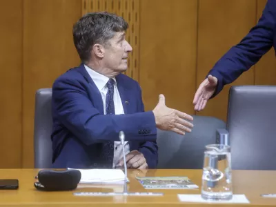 Borut Sajovic je v zvezi s kadrovsko problematiko vojske ponovil besede načelnika general&scaron;taba SV Roberta Glava&scaron;a, ki je lani dejal, da je za opravljanje nalog v SV nekaj tisoč premalo zaposlenih. Foto: Jaka Gasar