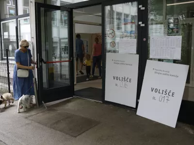 voli&scaron;če09.06.2024 - Evropske volitve 2024 - Volitve poslancev v Evropski parlament - Referendum //FOTO: Luka Cjuha