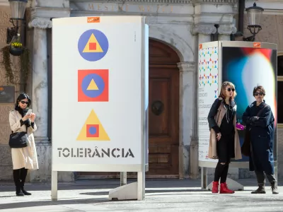 - 27.03.2017 - Mednarodni festival Hi&scaron;a strpnosti 2017 - razstava plakatov svetovnih oblikovalcev na temo strpnosti; //FOTO: Matjaž Ru&scaron;t