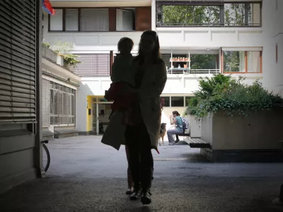 ilustrativna fotografijavrtec, star&scaron;i, otroci//foto: Bojan Velikonja