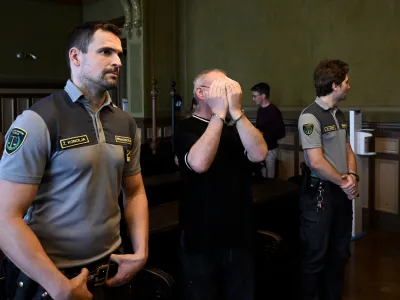 Marjan Elemir Rozman vse zanika: da bi bil nasilen do takratne partnerice in jo tudi posku&scaron;al ubiti, prav tako poskus uboja njenega biv&scaron;ega.